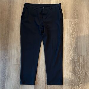 Black Men’s Lululemon ABC Trouser size 36